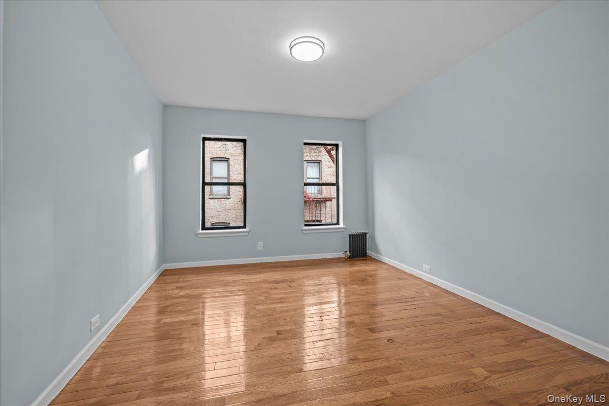 3121 Middletown Road 8J