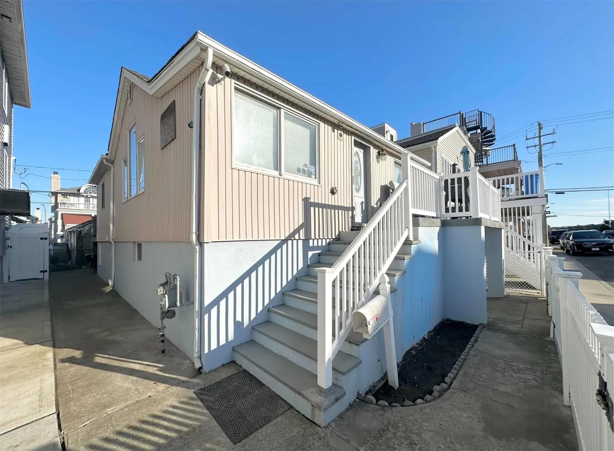30 Delaware Avenue, Long Beach, New York image 5