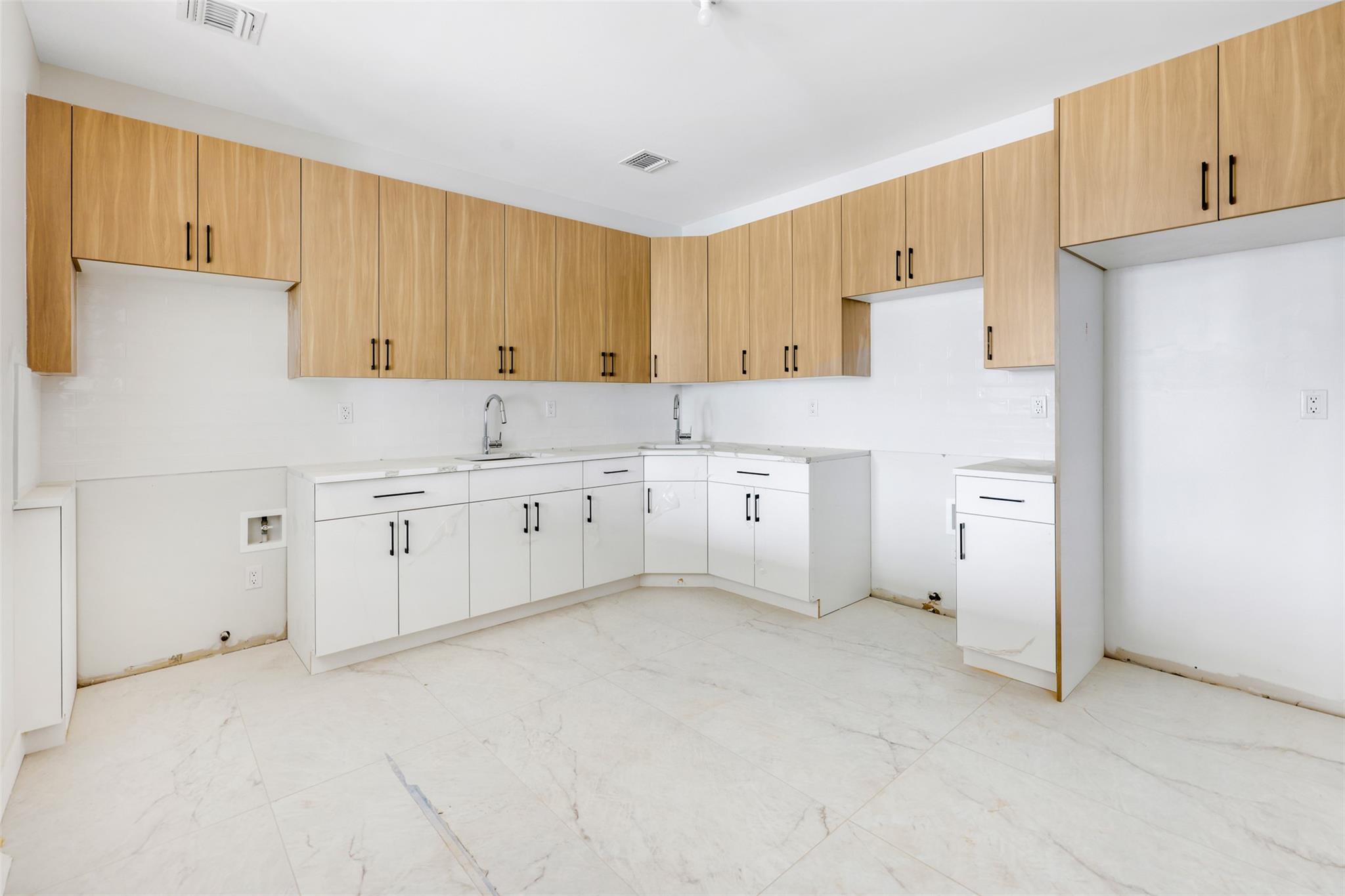 13 Lazer Court #102, Spring Valley, New York image 8