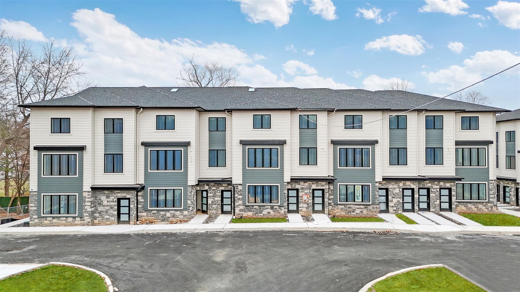 13 Lazer Court #102, Spring Valley, New York image 1