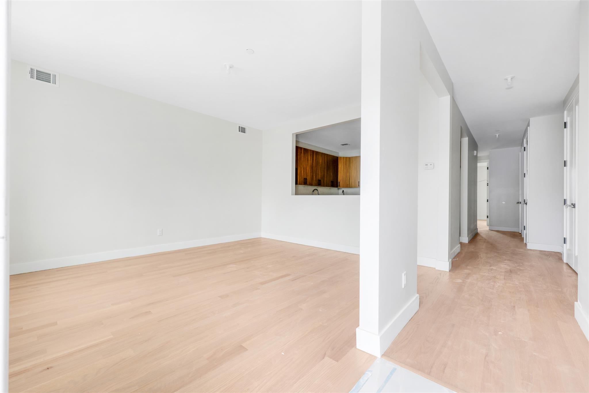13 Lazer Court #102, Spring Valley, New York image 3