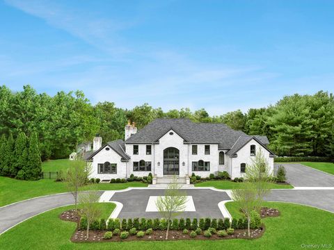 89 Pound Hollow Road Old Brookville NY 11545