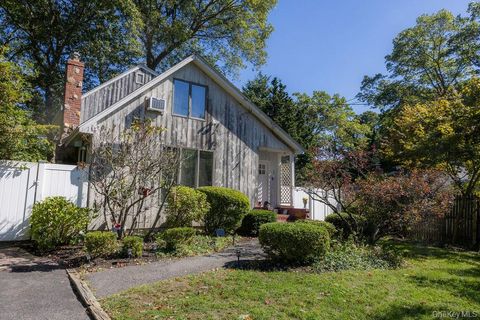 Photo of 3 Beacon Drive, Sound Beach, NY 11789 (MLS # 910311)