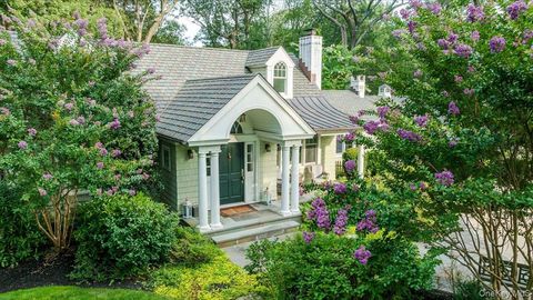 203 Sunset Road Oyster Bay Cove NY 11771