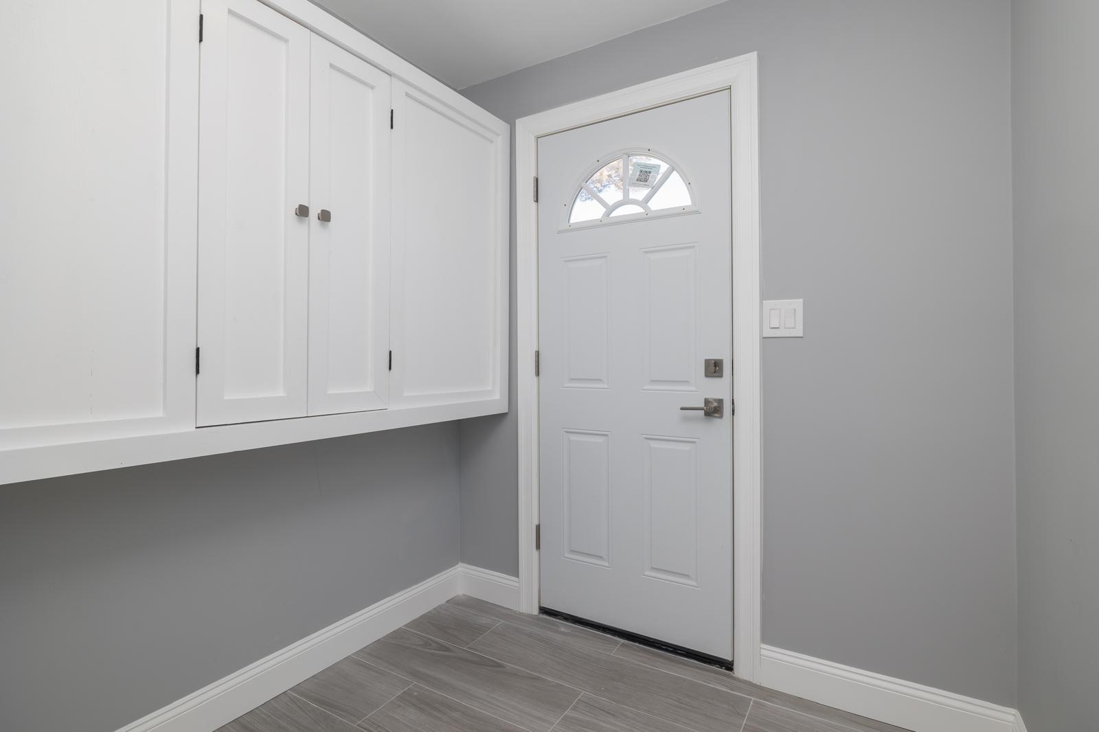 13 Curve Lane, Levittown, New York image 28