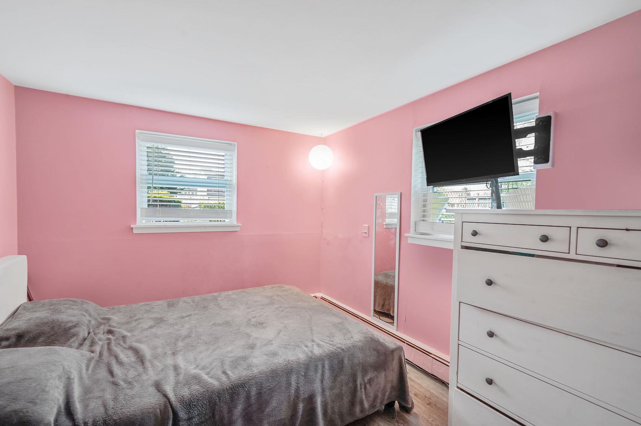 136 Tabor Street, Brentwood, New York image 31