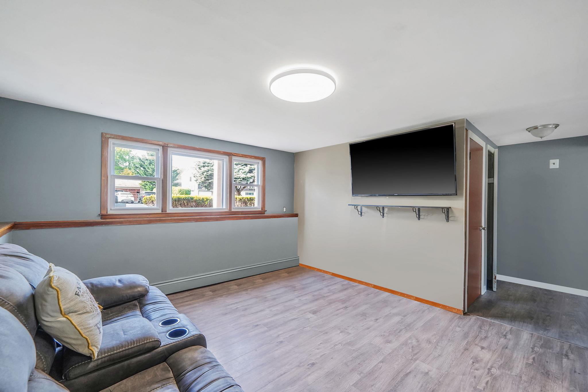 136 Tabor Street, Brentwood, New York image 39