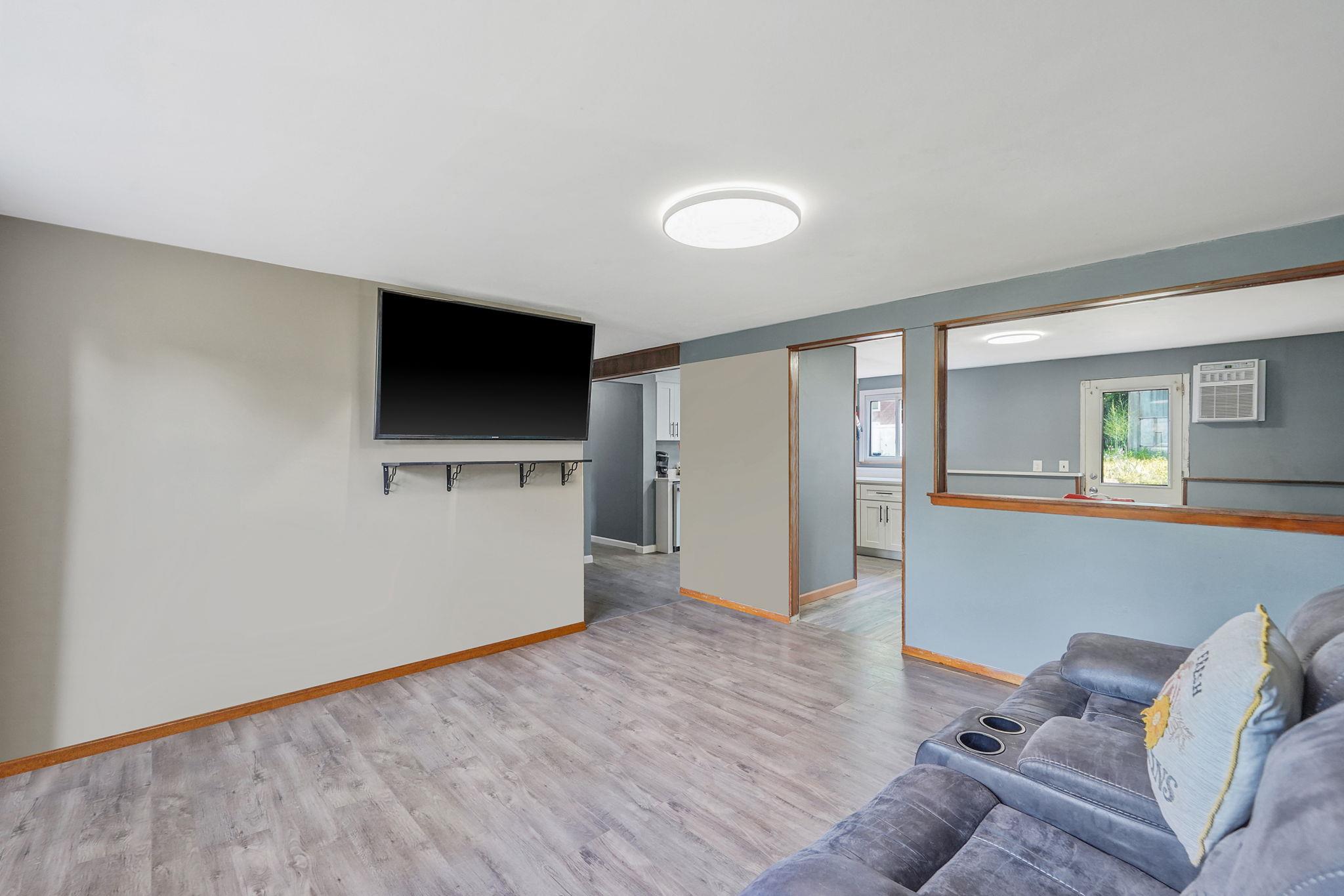 136 Tabor Street, Brentwood, New York image 40