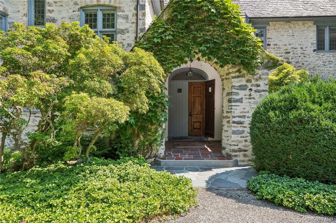 3 Loden Lane