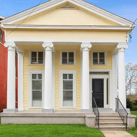 32 N Clover Street Poughkeepsie NY 12601