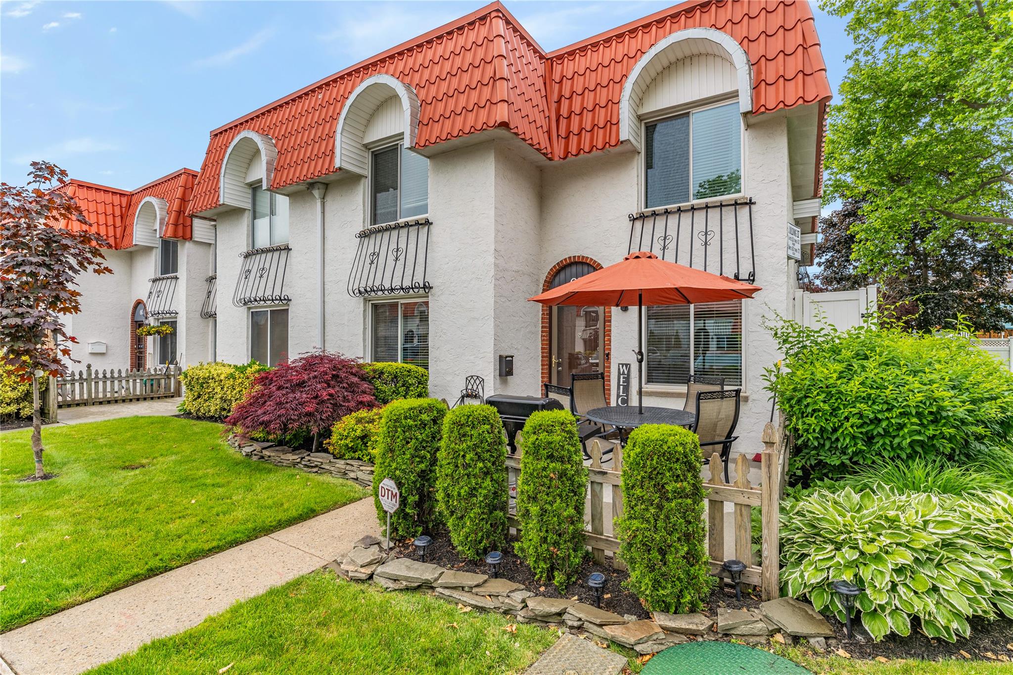 62 Alhambra Drive, Oceanside, New York image 1
