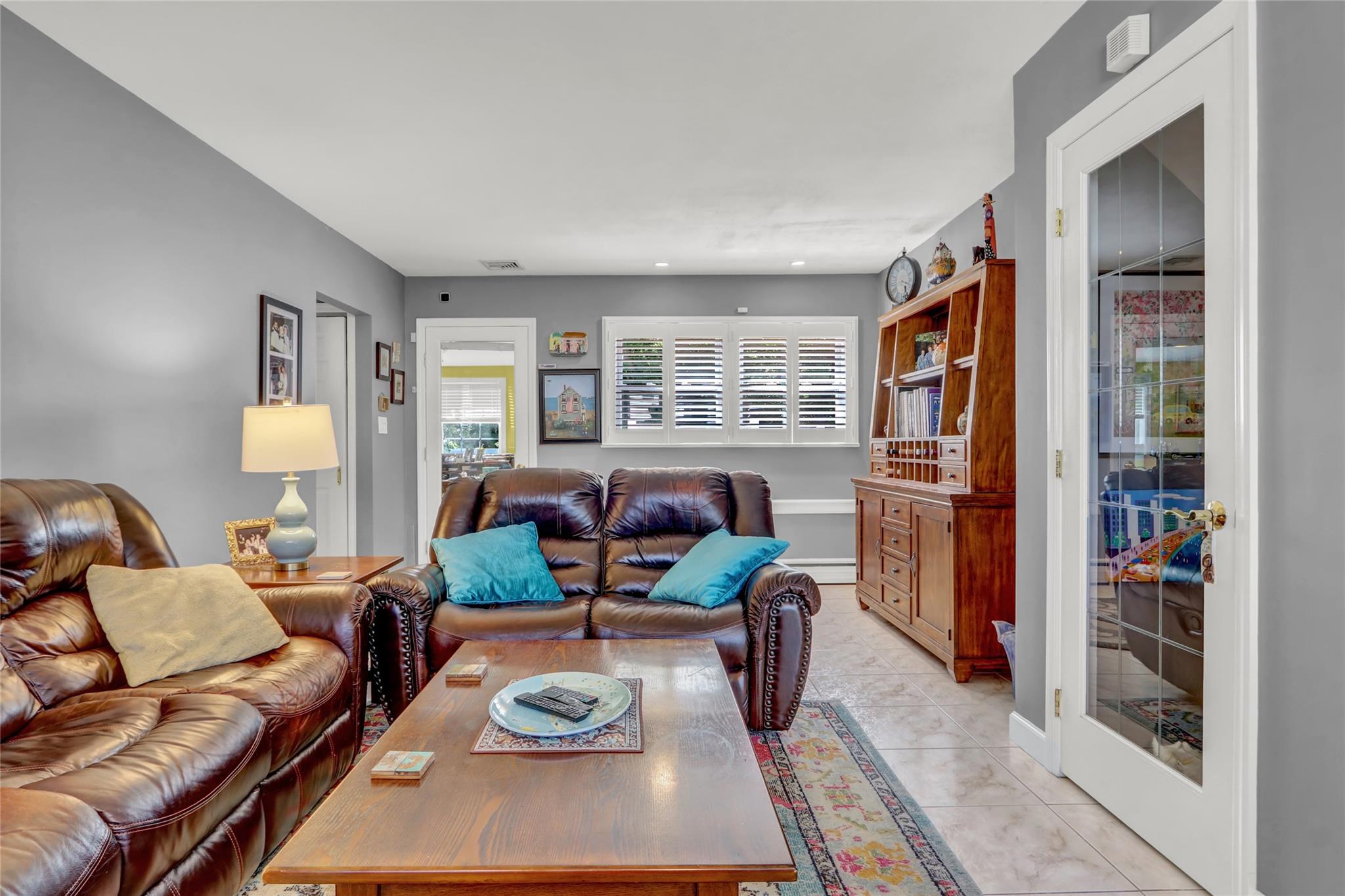 3236 Waterbury Drive, Wantagh, New York image 10