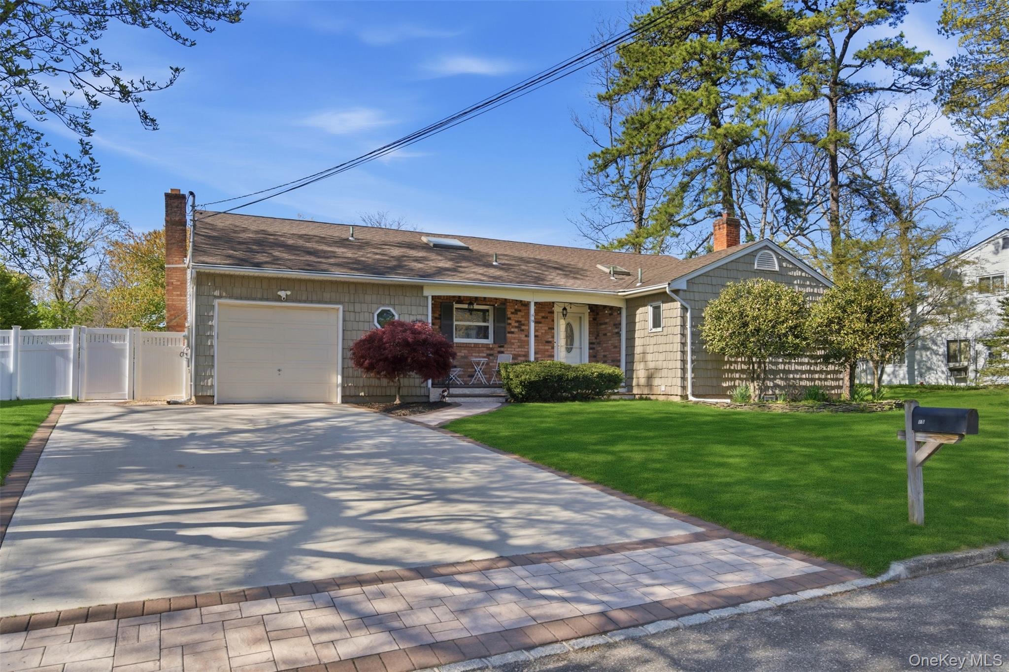 15 7th Avenue