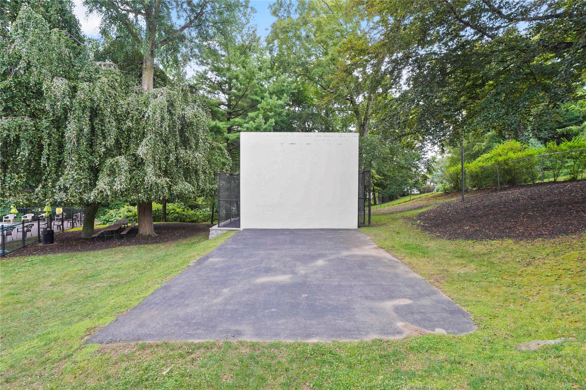 127 Beacon Hill Drive #F -13, Dobbs Ferry, New York image 27