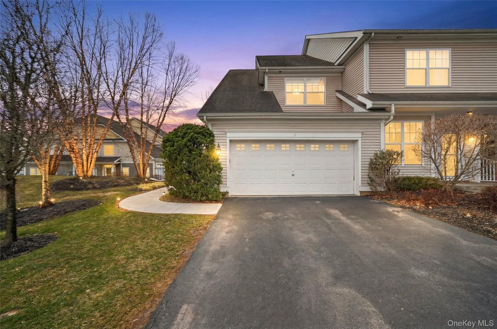 Photo of 1 High Ridge Lane, Middletown, NY 10940 (MLS # 978332)