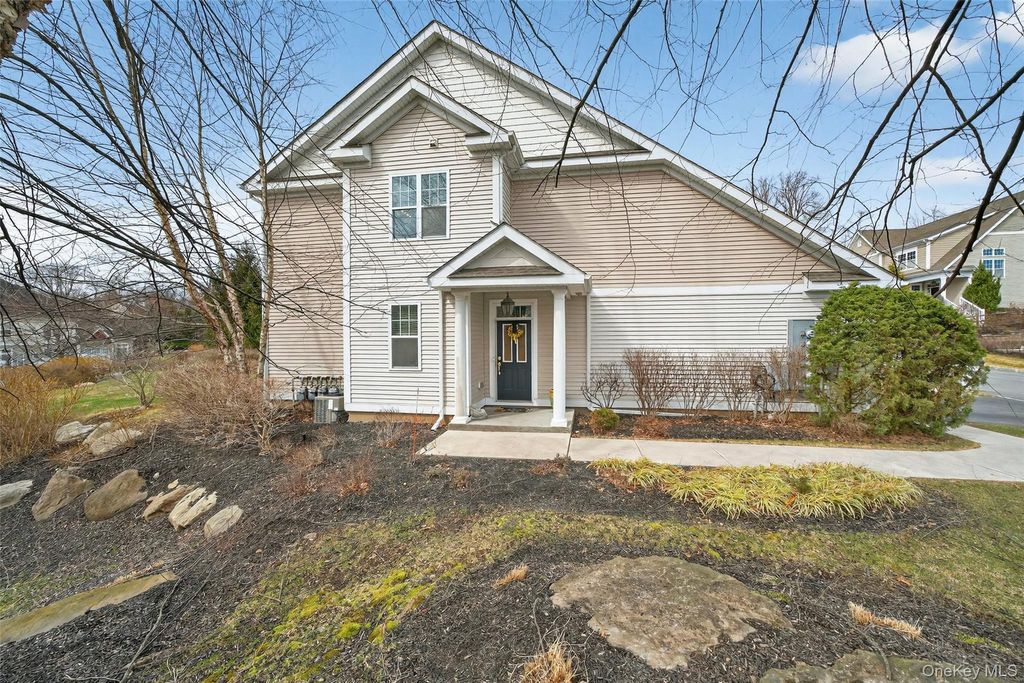 Photo of 1 High Ridge Lane, Middletown, NY 10940 (MLS # 978332)