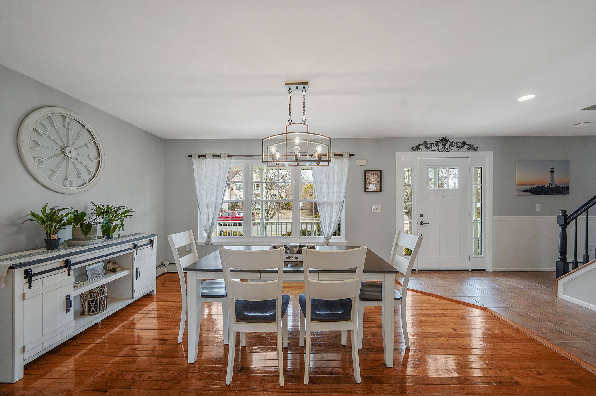 23 Williamsburg Way, Yaphank, New York image 8