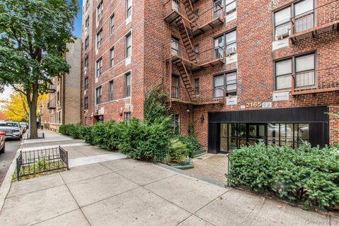 Homes For Sale - 2165 Matthews Avenue #4B<br/> Bronx County, Bronx, NY 12462