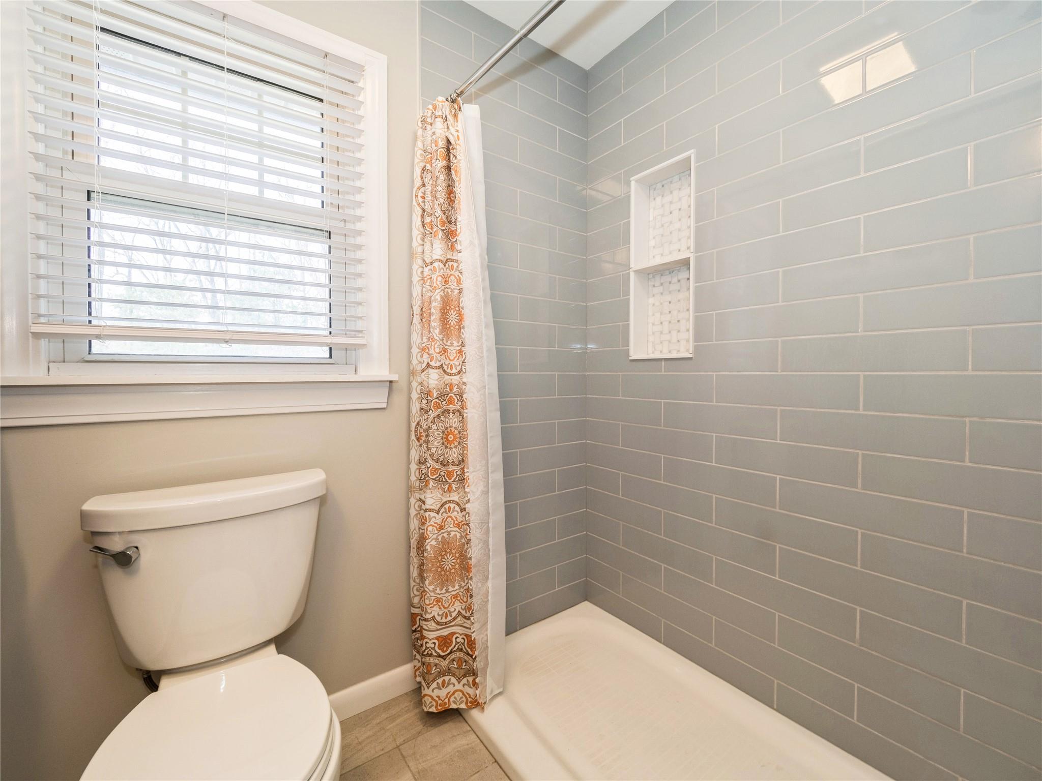 49 Sharon Drive, Poughkeepsie, New York image 15