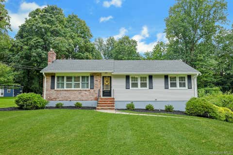 Homes For Sale - 5 Prides Crossing<br/> New City, NY 10956