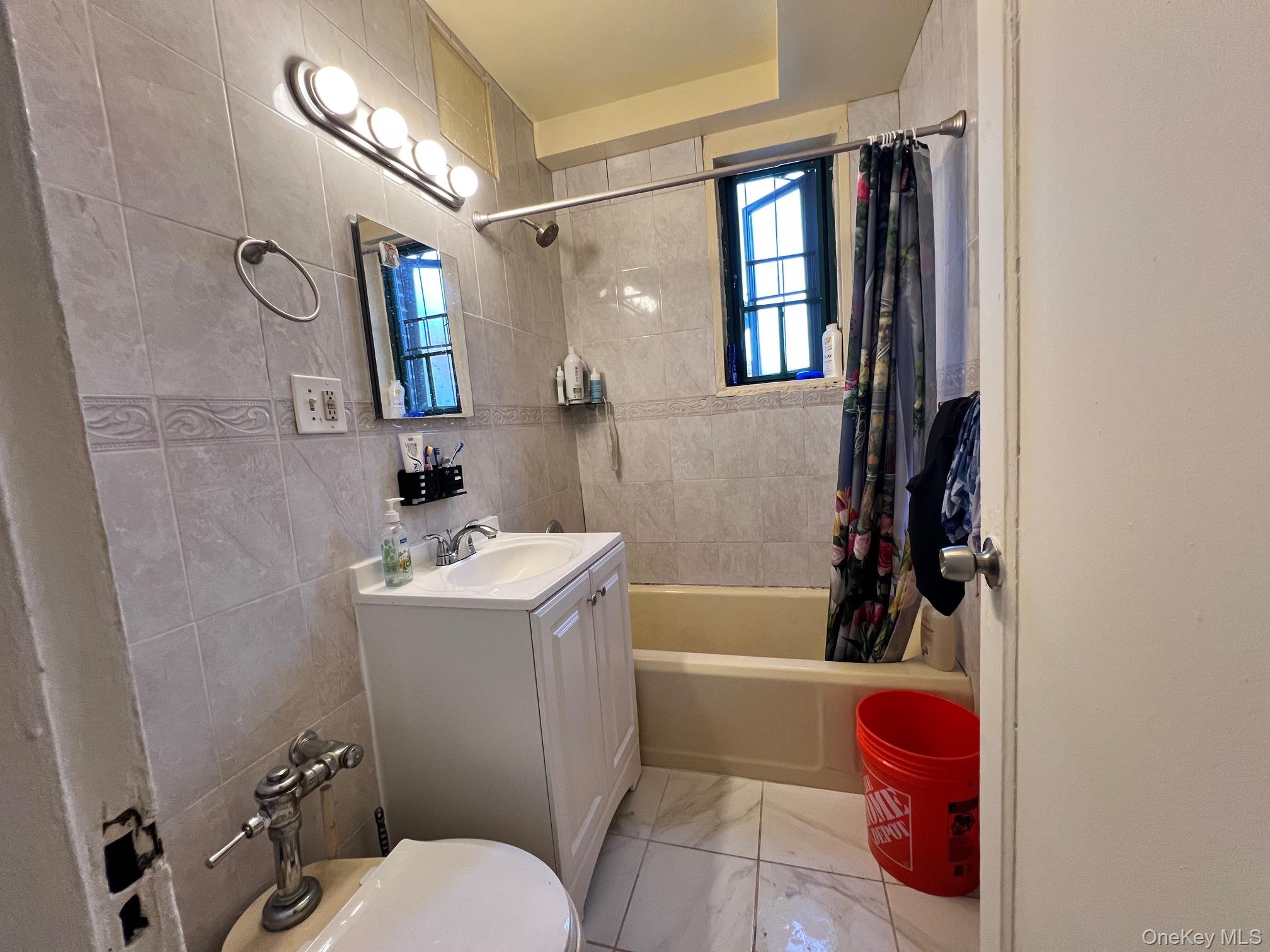 1553 Unionport Road 7F