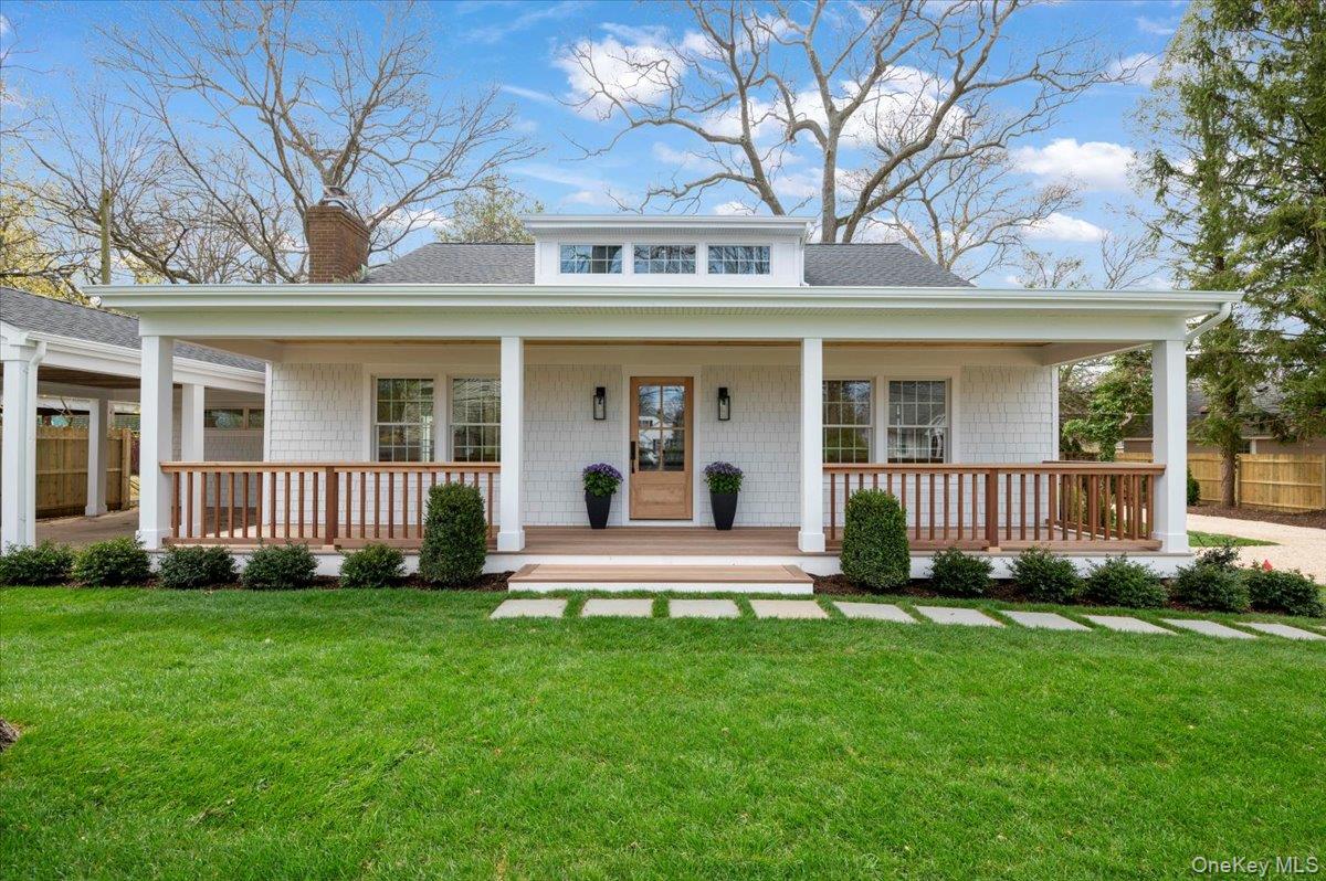 Centerport, New York 11721, United States, 3 Bedrooms Bedrooms, ,3 BathroomsBathrooms,Residential,Active,111465