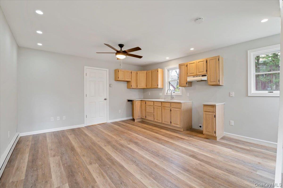 Centerport, New York 11721, United States, 3 Bedrooms Bedrooms, ,3 BathroomsBathrooms,Residential,Active,111465