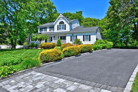 Photo of 202 Fairway Drive, Wading River, NY 11792 (MLS # 1001170)