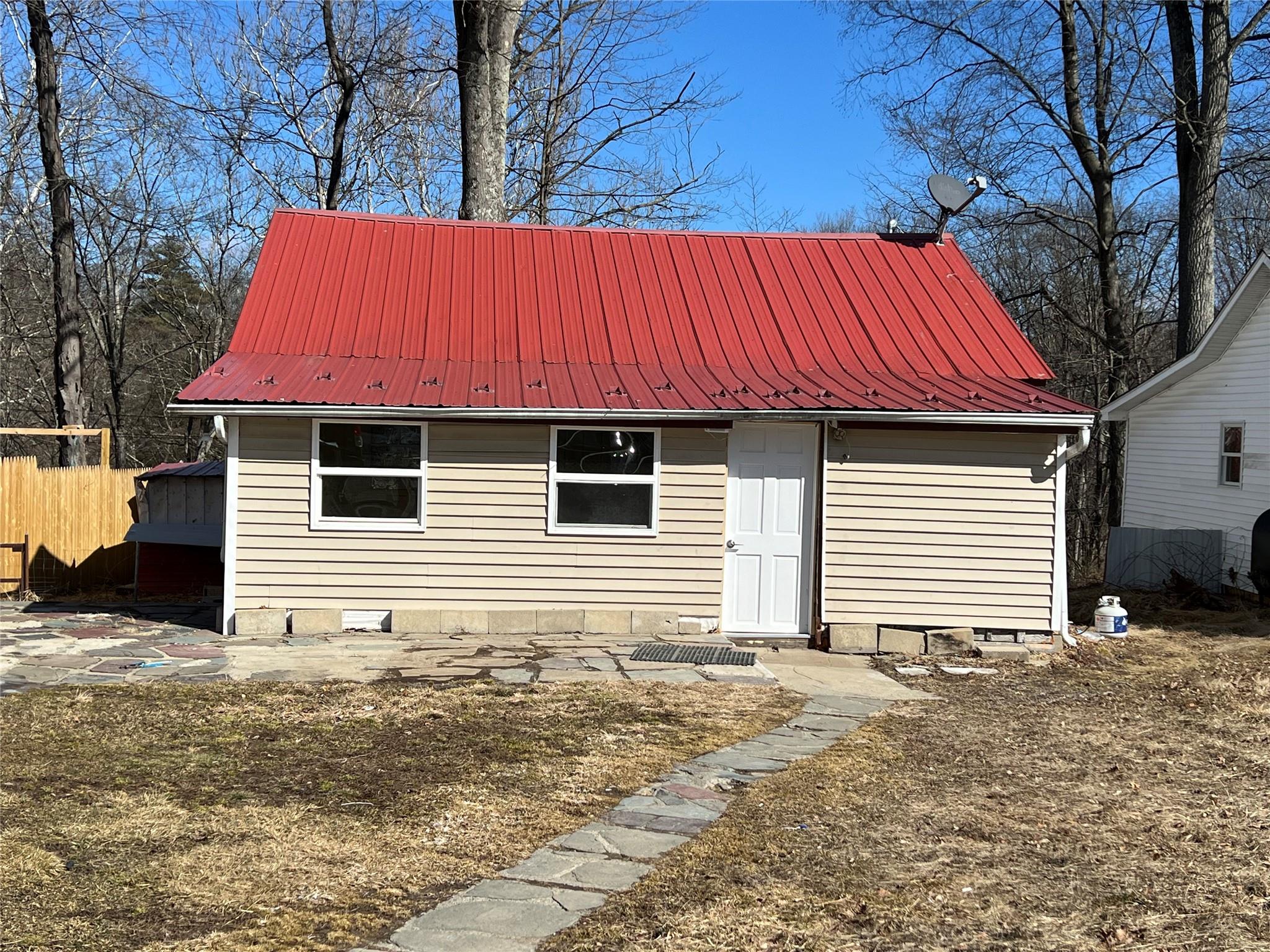 S High Street, Bloomingburg, New York - 4 Bedrooms  
2 Bathrooms - 