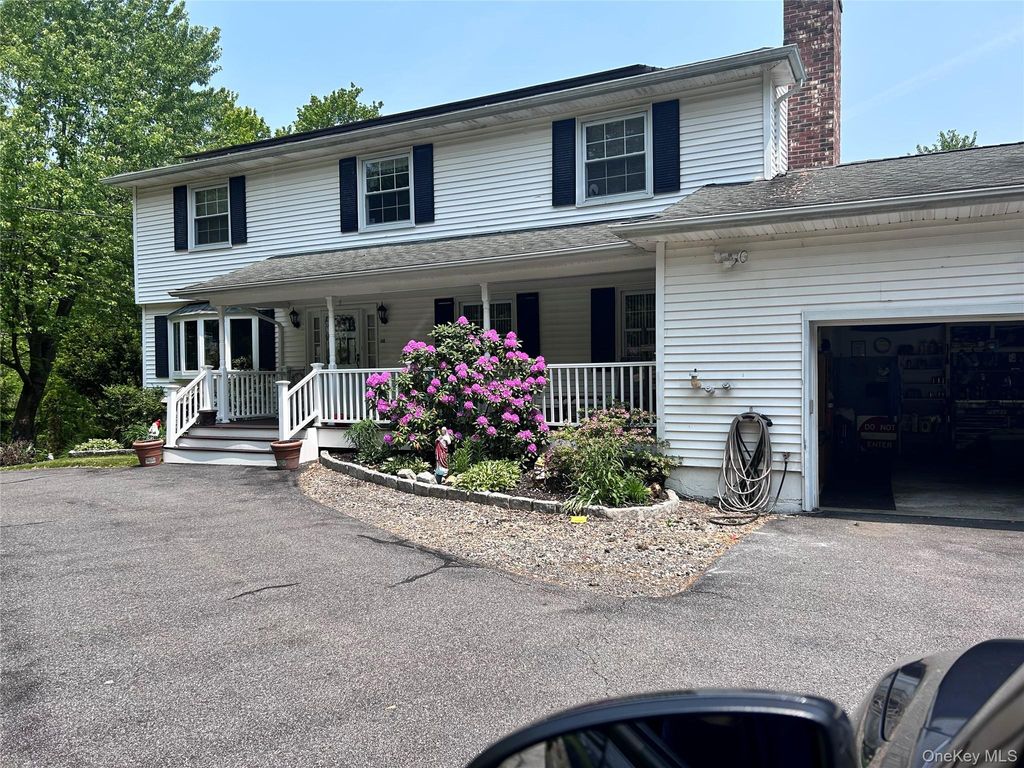 Photo of 146 Wood Street, Mahopac, NY 10541 (MLS # H6233733)