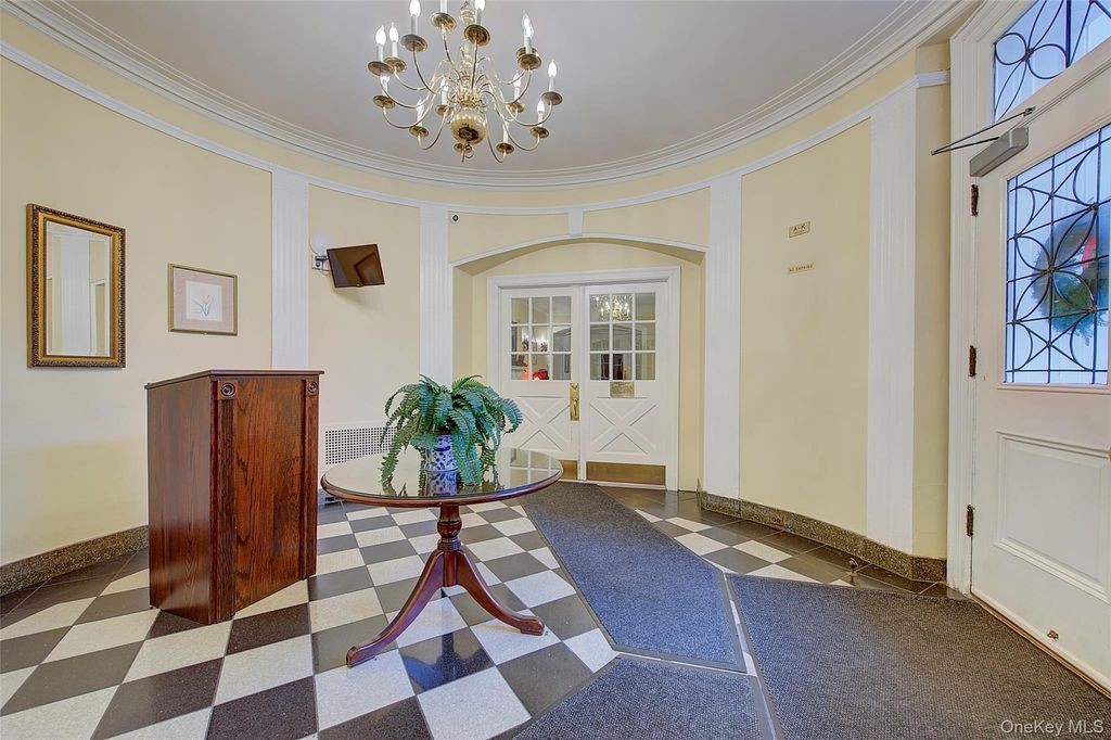 Photo of 77-14 113th Street #4S, Forest Hills, NY 11375 (MLS # 960222)