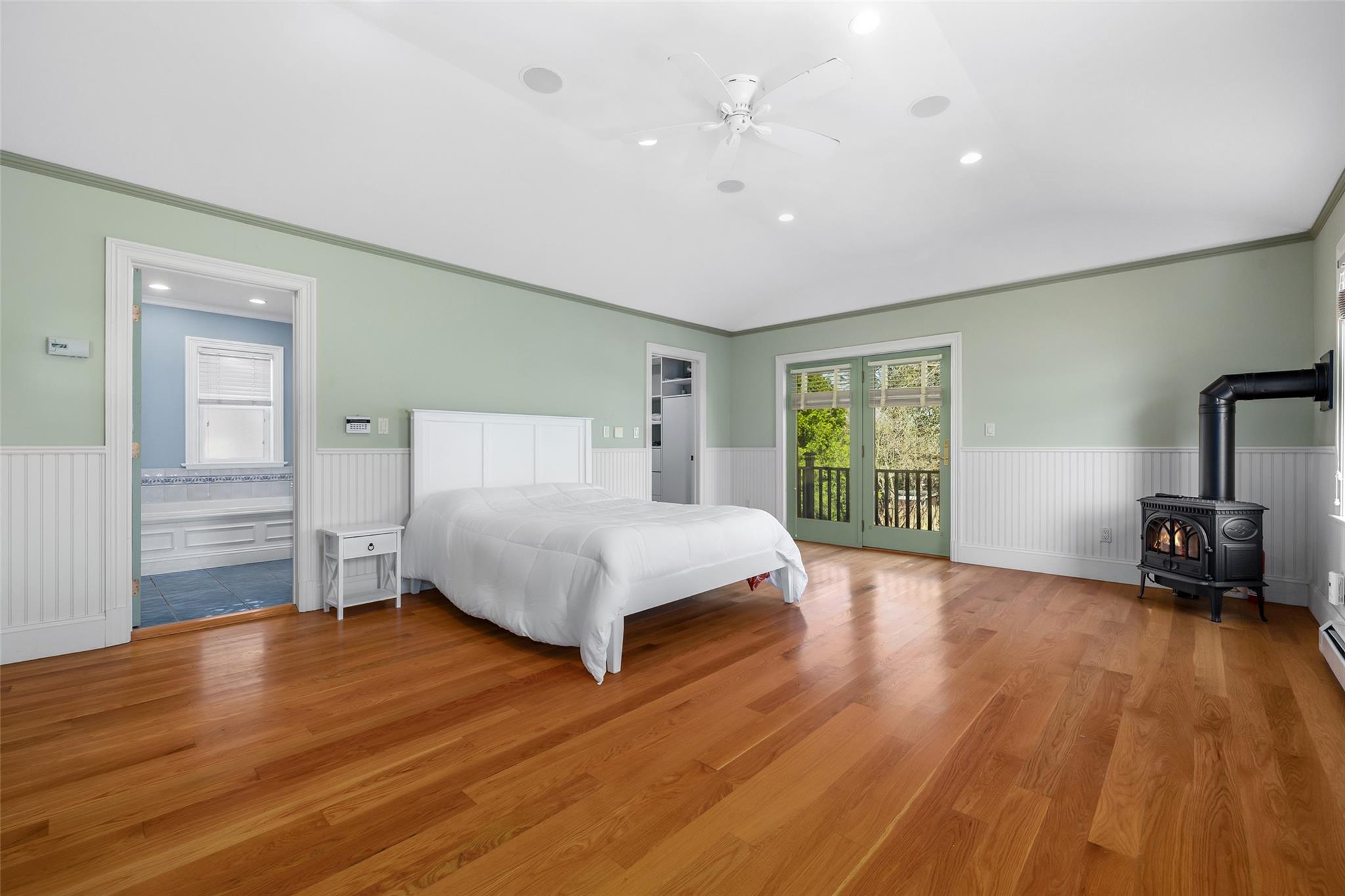449 Melbourne Avenue, Mamaroneck, New York image 15