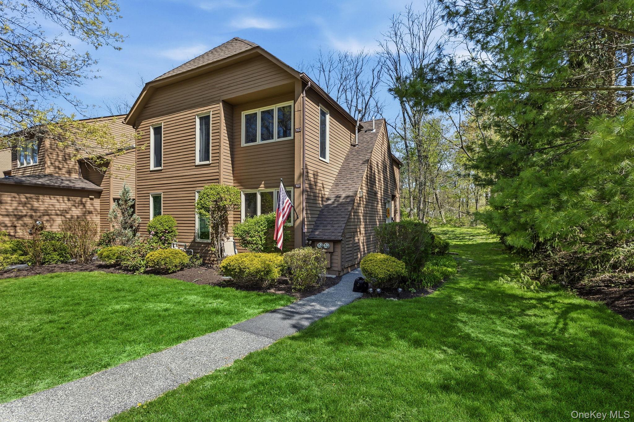 102 Ridgeview Lane