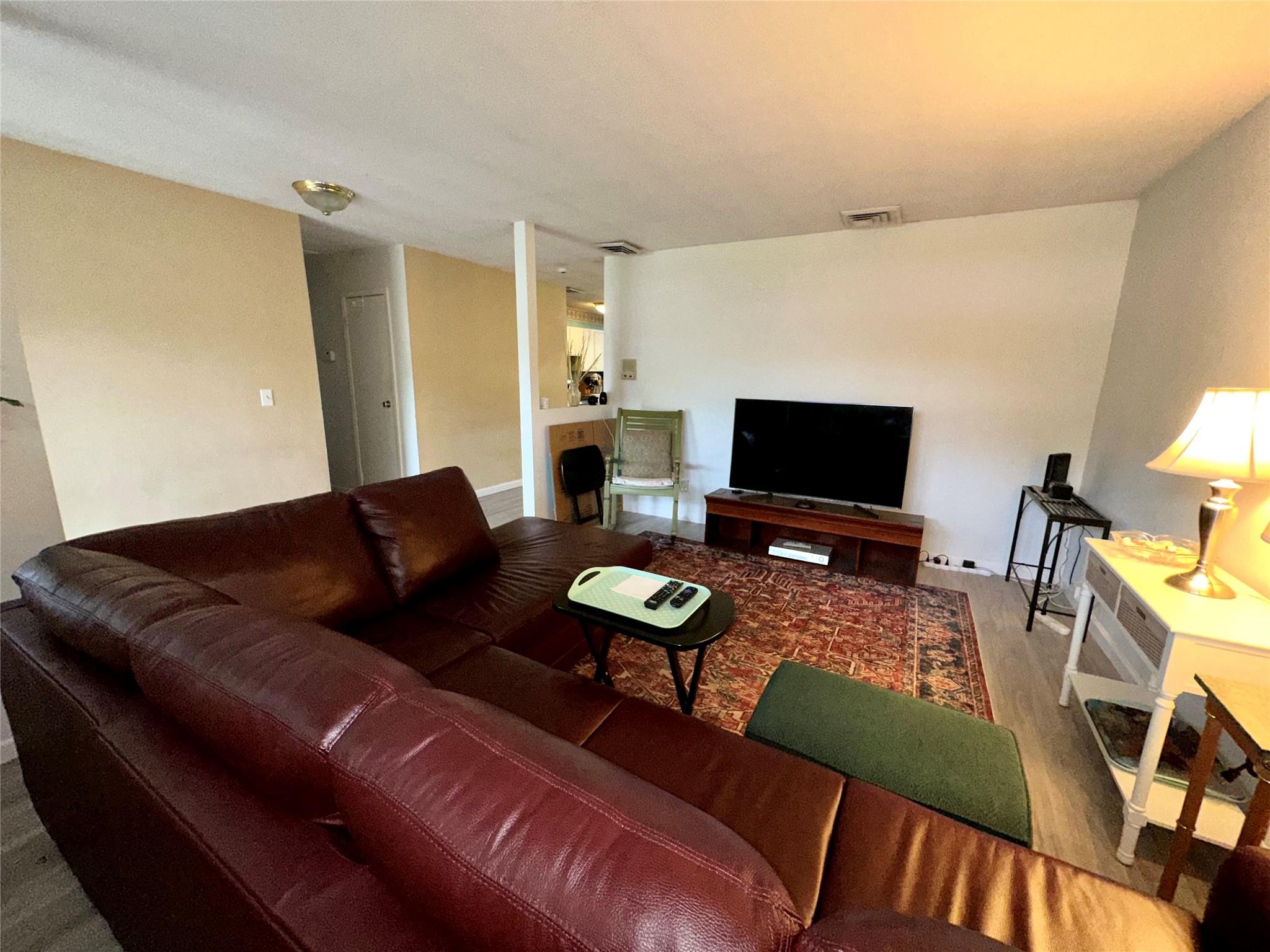 23 Hawkins Path, Coram, New York image 19