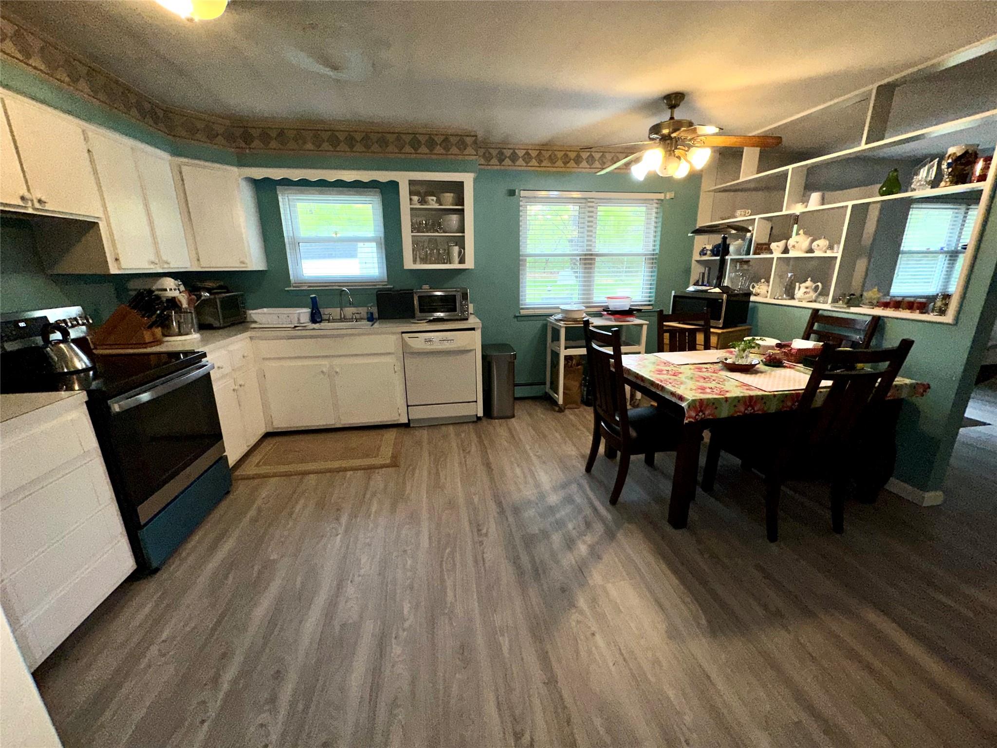 23 Hawkins Path