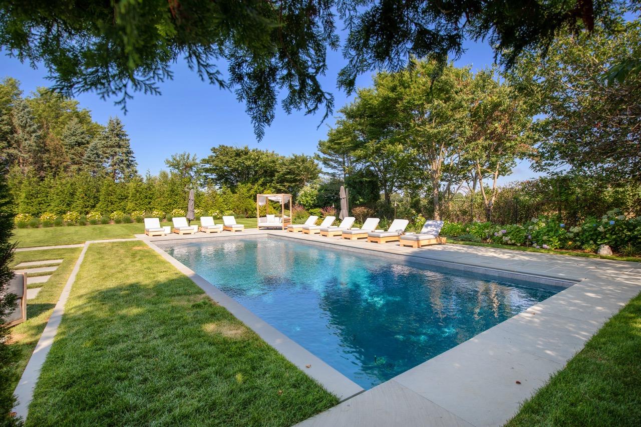 70 Winding Way