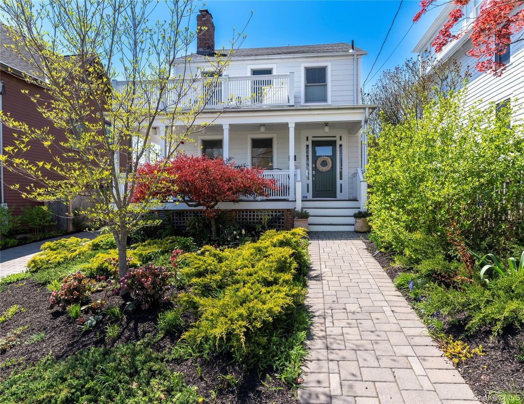 Photo of 21 1st Avenue, Nyack, NY 10960 (MLS # 991512)