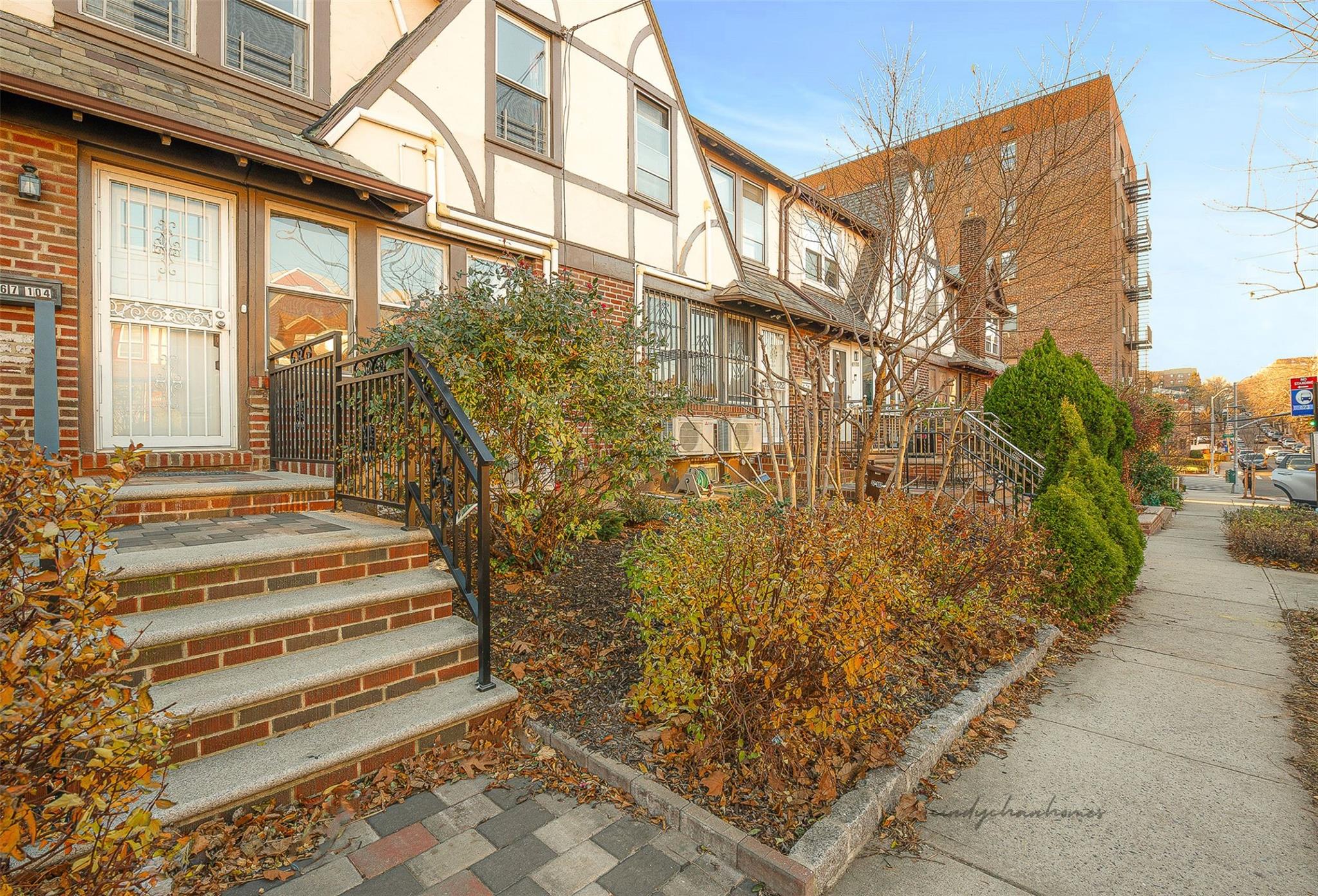 Burns Street, Forest Hills, Queens, NY - 3 Bedrooms  
2 Bathrooms - 