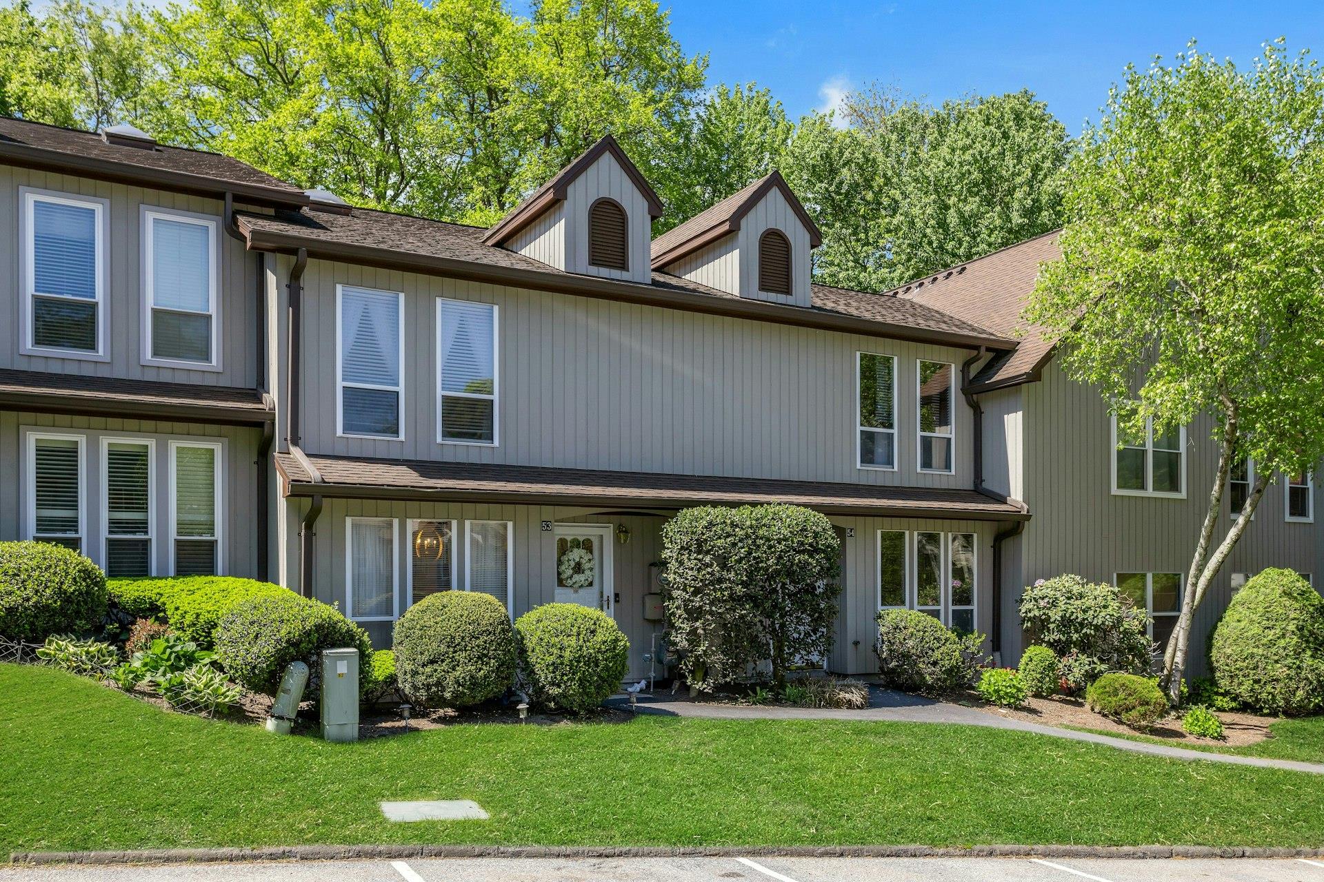 53 Villa Drive, Peekskill, New York image 1