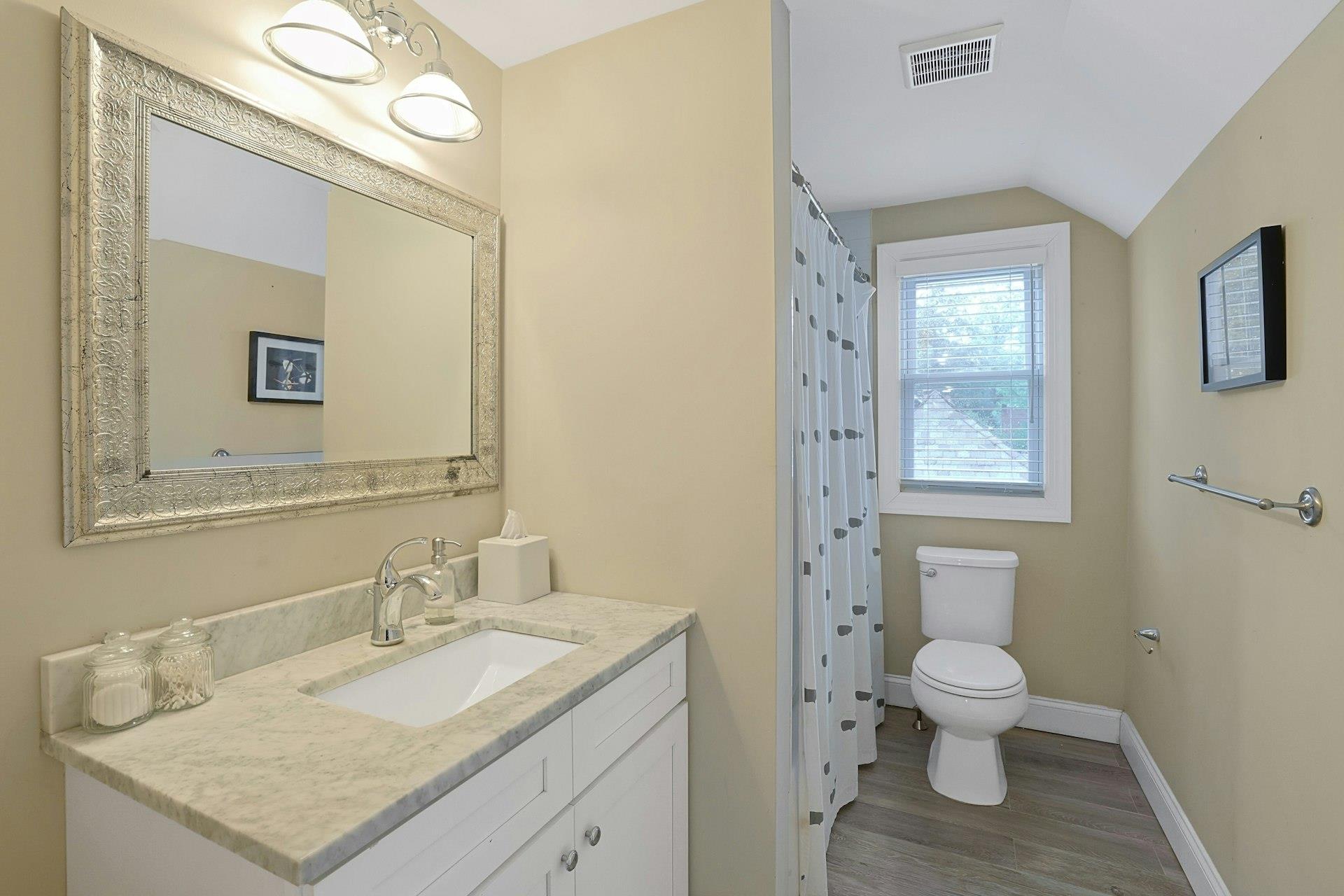 232 E Coligni Avenue, New Rochelle, Florida image 32