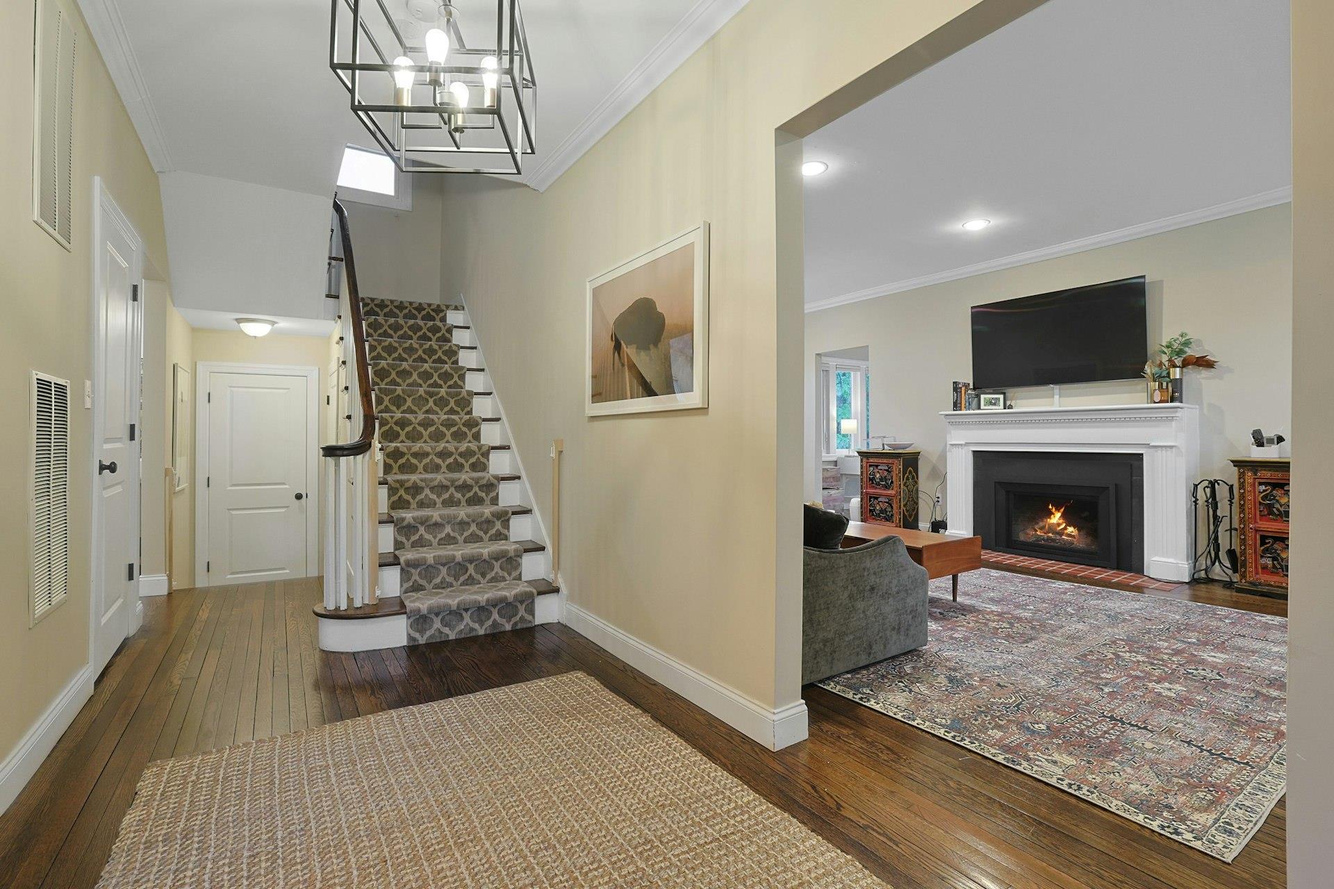 232 E Coligni Avenue, New Rochelle, Florida image 5