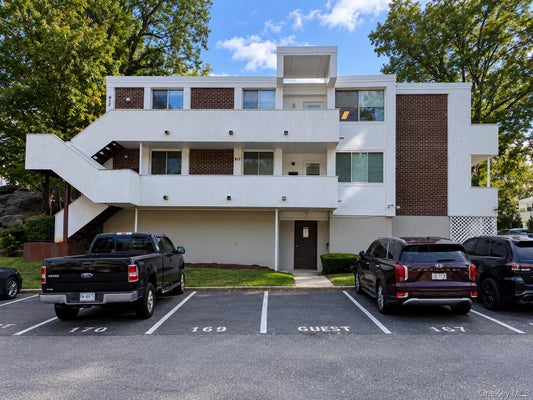 921 COLONY DR, HARTSDALE, NY 10530 - Image 41ad295ce76006fc5087dddf2a211ca5/4068199022