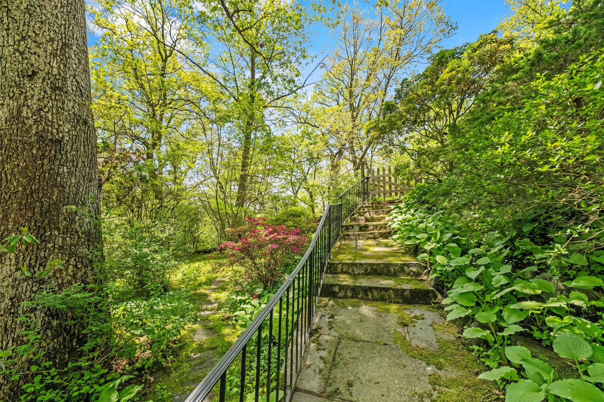 1391 Hunterbrook Road, Yorktown Heights, New York image 36