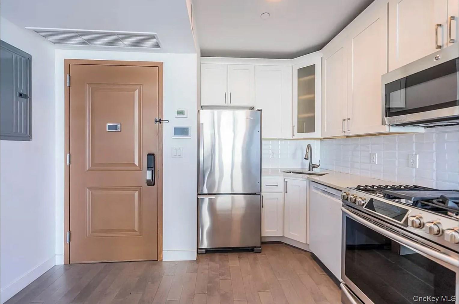 4104 27th Street 9A