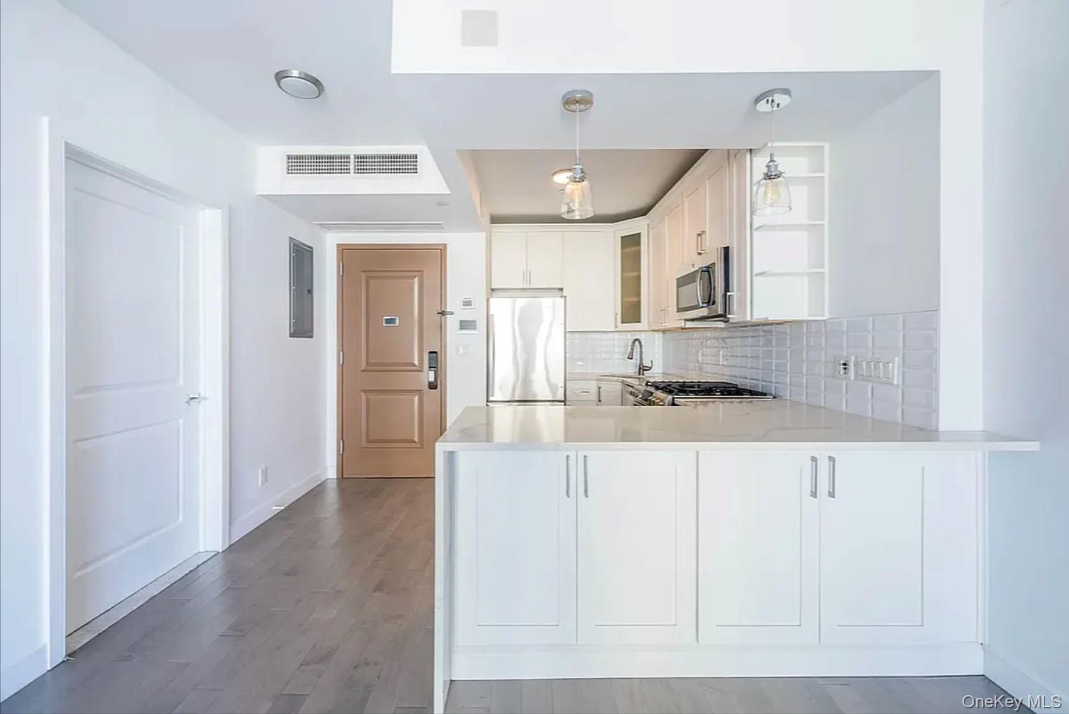 4104 27th Street 9A