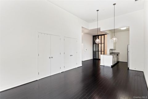 Photo of 220 W 148th Street #2M, New York (Manhattan), NY 10039 (MLS # 989445)