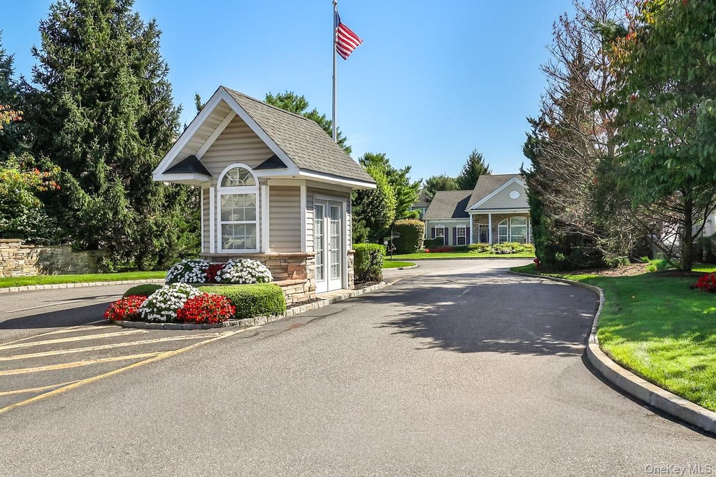 Photo of 30 Torrey Pine Lane, Bay Shore, NY 11706 (MLS # 1059661)