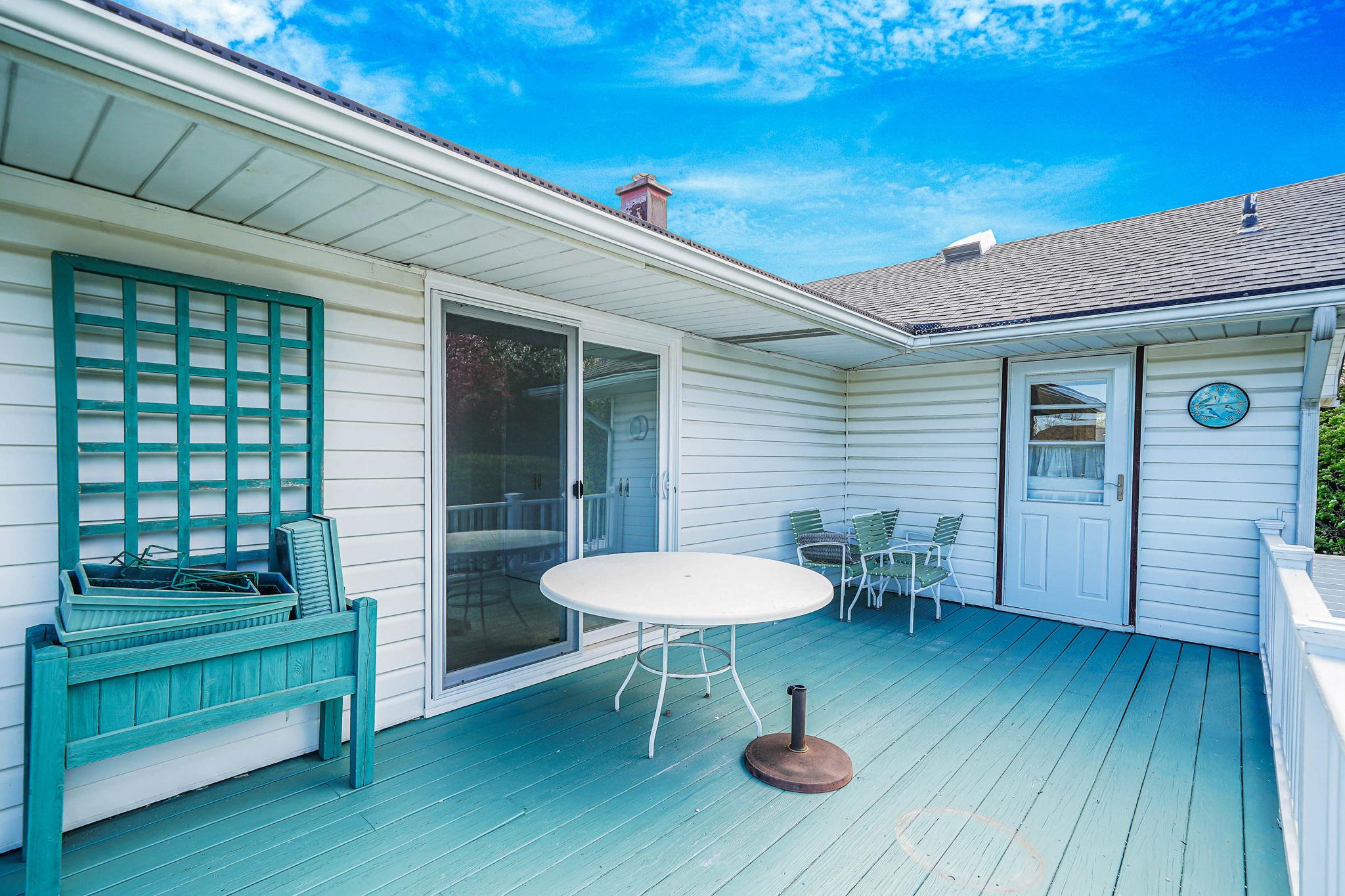 1070 Candlewood Road, Bay Shore, New York image 38