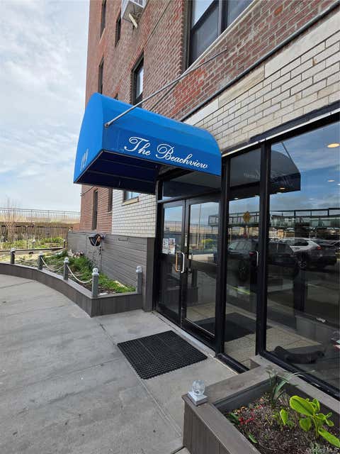 Homes For Sale - 129 Beach 118th Street #5A<br/> Rockaway Park, NY 11694
