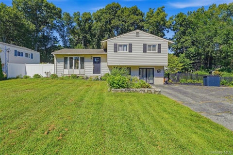 Homes For Sale - 535 Westbrook Drive<br/> Cortlandt Manor, NY 10567